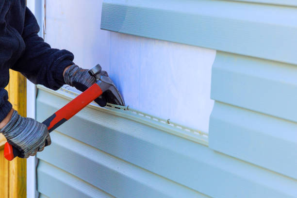 Siding Removal and Disposal in Bar Nunn, WY
